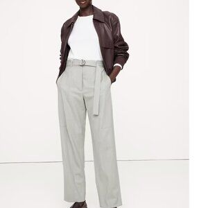 Banana Republic High-Rise Barrel Italian Wool Pant Size 4, grey